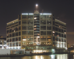 International Hotel Docklands  London City Image