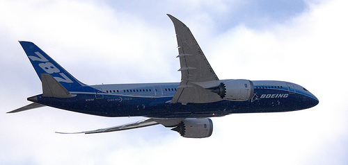 Boeing 787 Dreamliner begins UK tour Boeing 787 Dreamliner begins UK tour