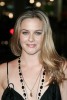 Hollywood beauty eyes West End theatre role